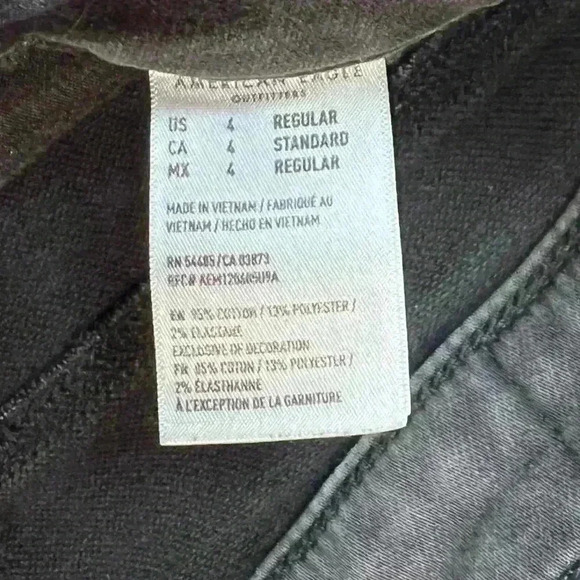 American Eagle Next Level Size 4 - Picture 3 of 4